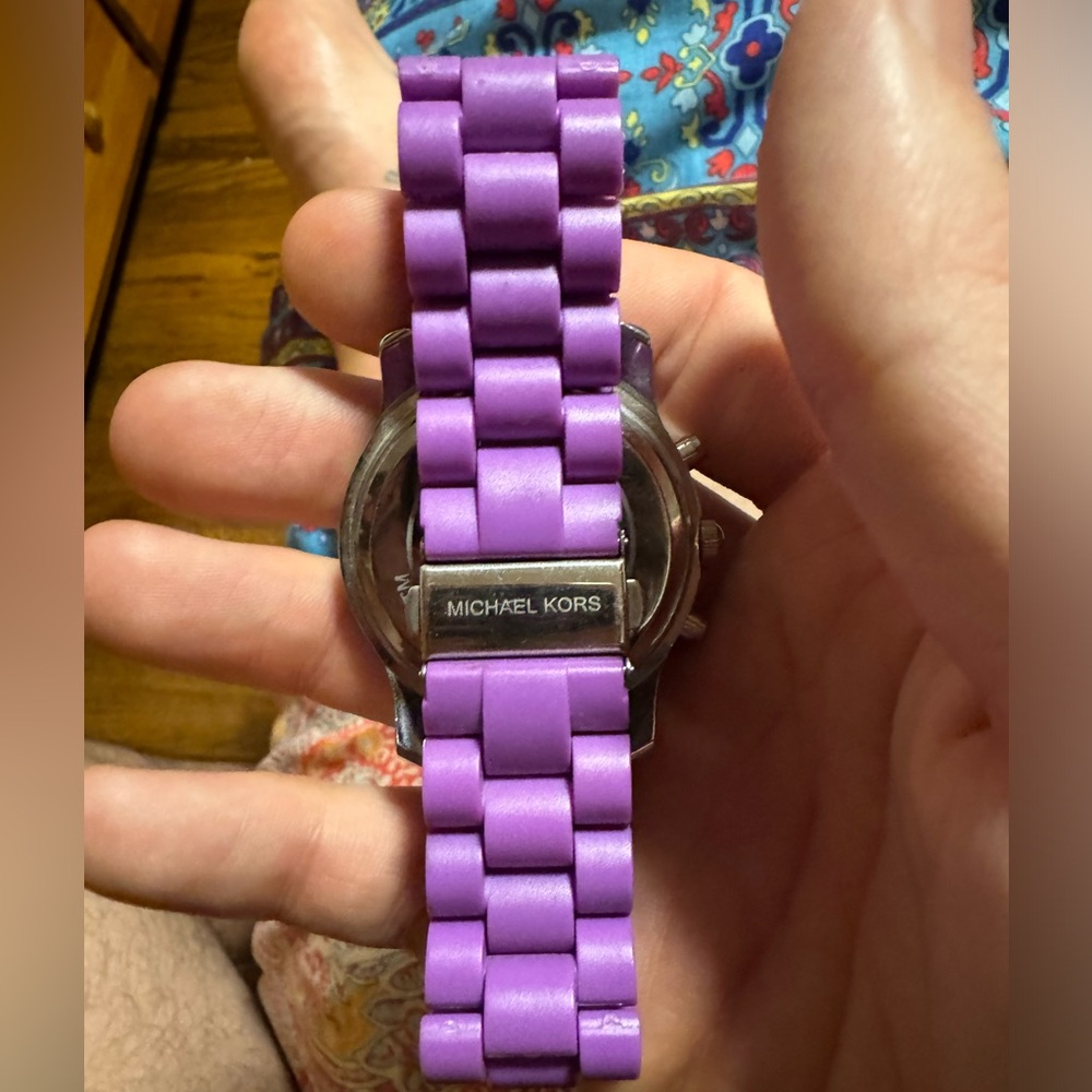 Michael Kors Purple Watch (Great Condition) - Picture 3 of 3